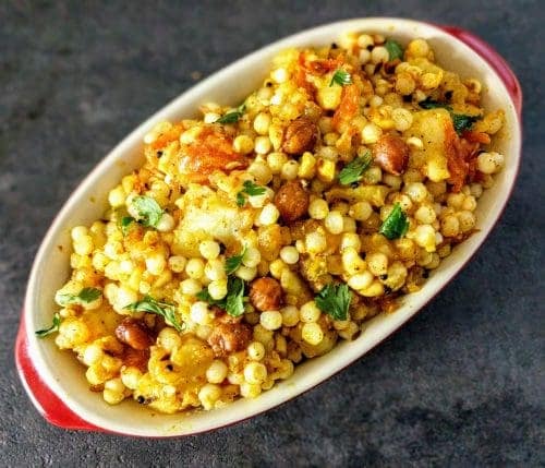 Sabudana Khichdi -tasty vegetarian dishes to make at home