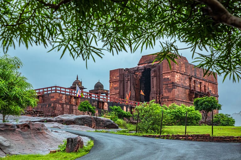 Bhojeshwar Temple: Madhya Pradesh's Iconic 7.5-Foot Shiva Linga